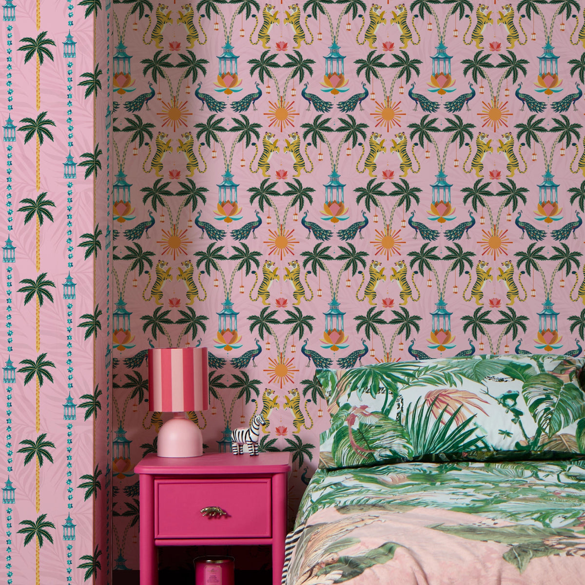 It's a Jungle out There Wallpaper in Sunrise Pinks – Lust Home