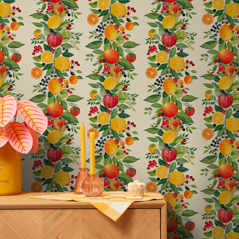 Carmen Wallpaper in Melba Cream