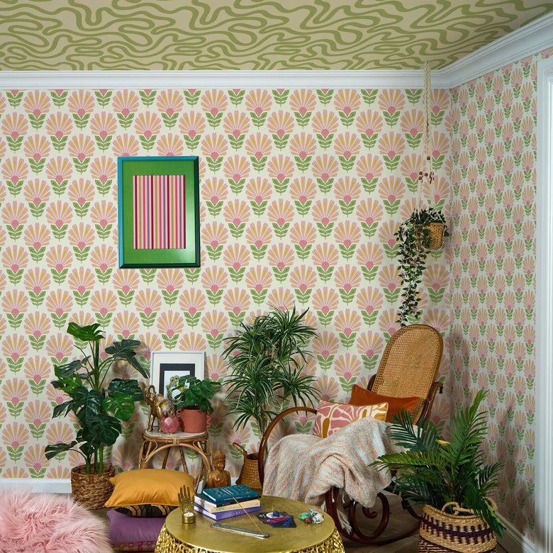 Dotty as a Squiggle Wallpaper in Green and Yellow