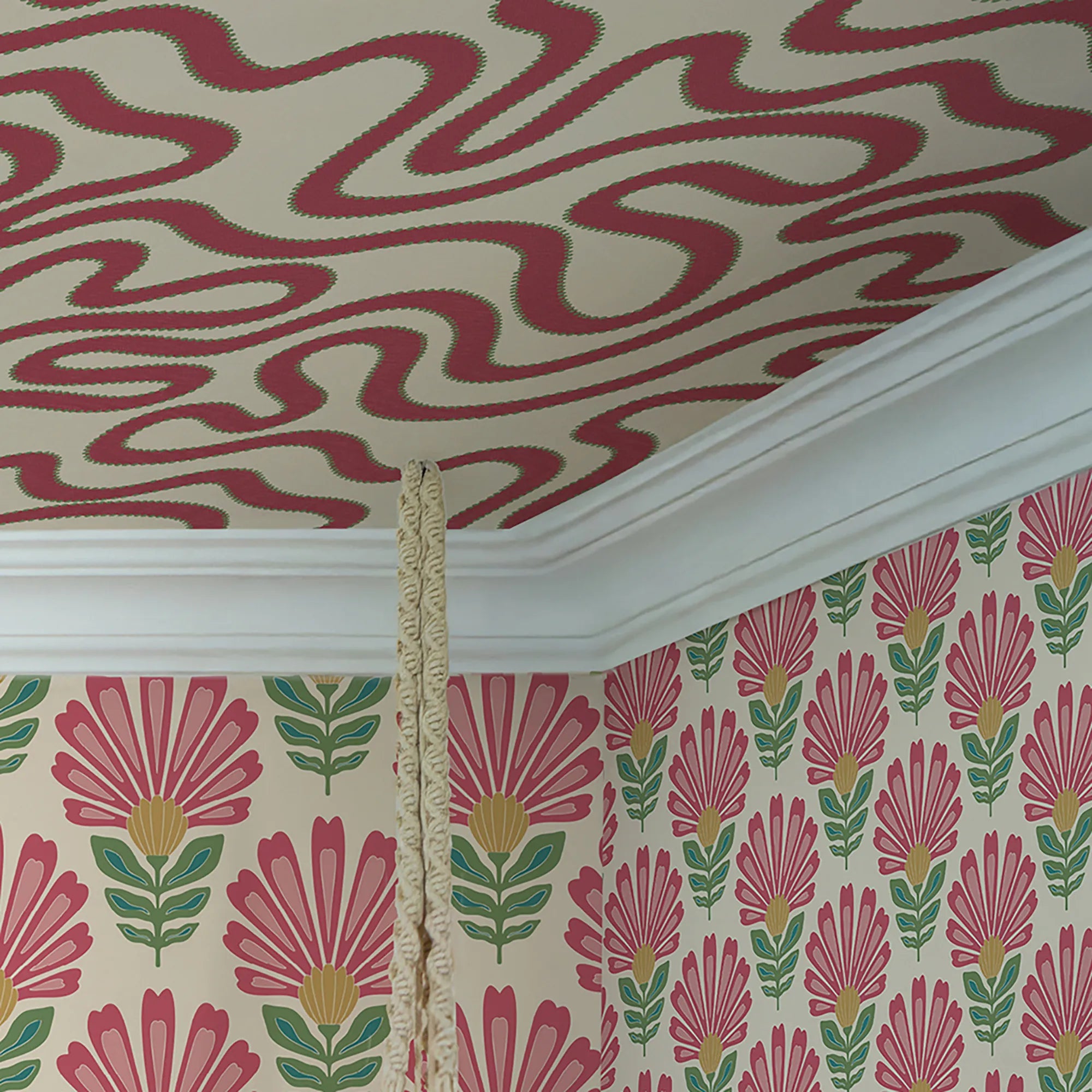 Dotty as a Squiggle Wallpaper in Rich Red and Green