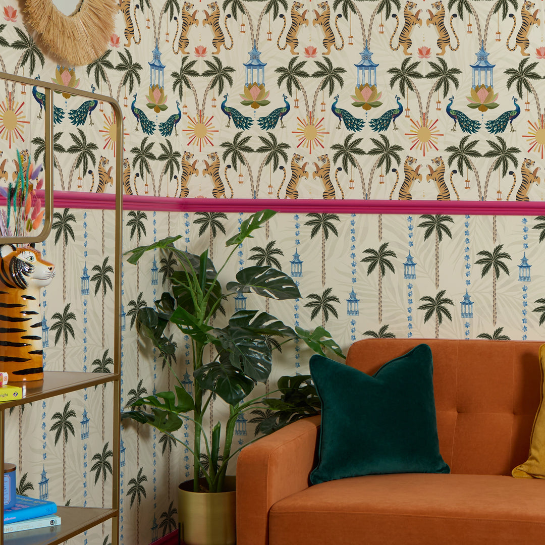 It's a Jungle out There Wallpaper in Bali Cream