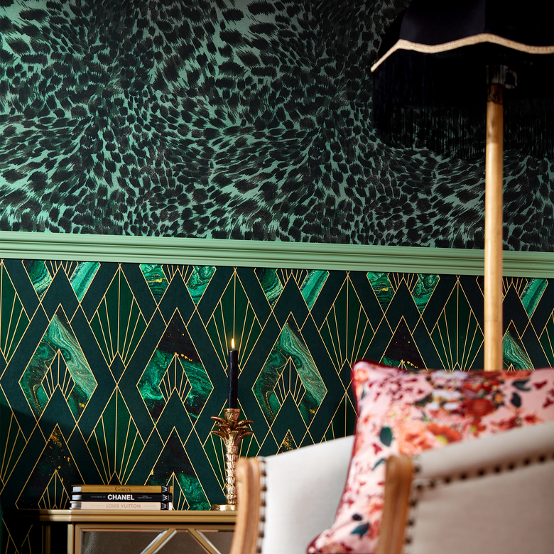 Lady Leopard Wallpaper in Emerald