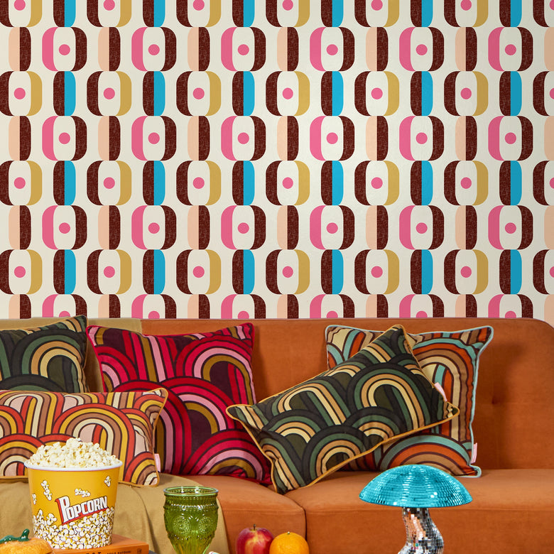 Oval-load Wallpaper in Double Cream
