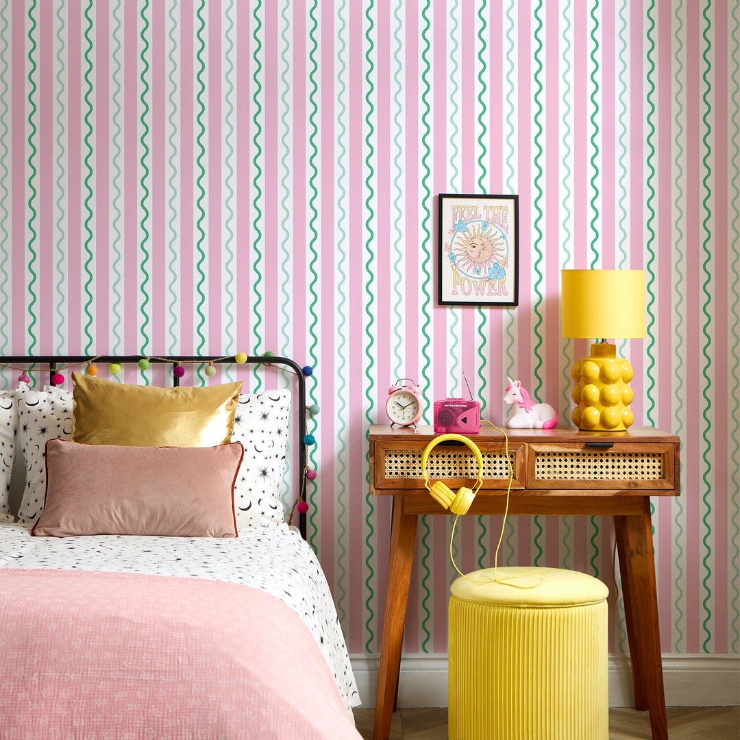 Straight and Wiggle Wallpaper in Strawberry and Mint
