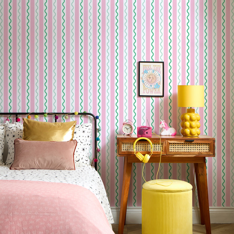 Straight and Wiggle Wallpaper in Strawberry and Mint