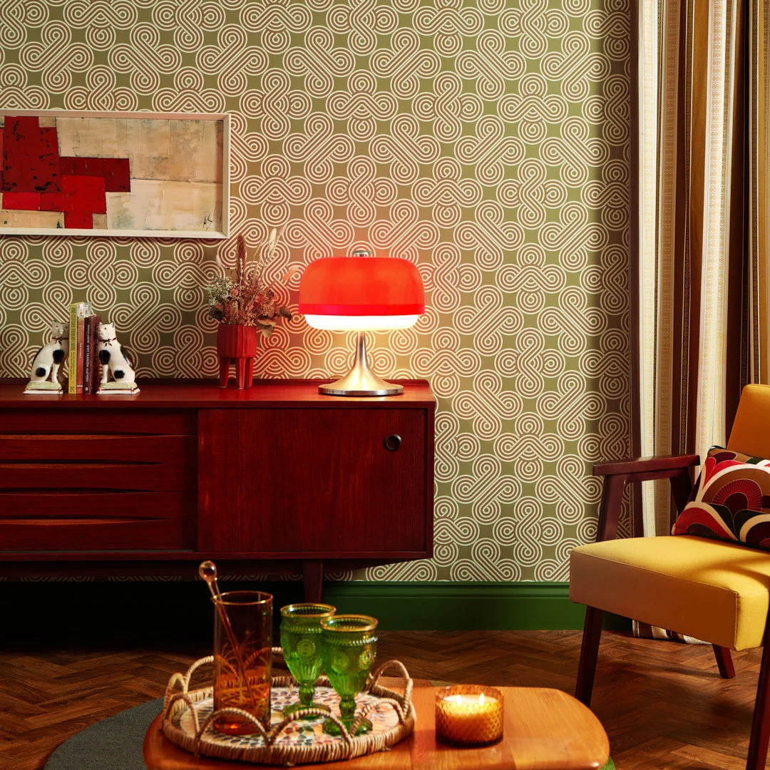 Roomset of 70s geometric wallpaper in vanilla, butterscotch and olive green colourway 