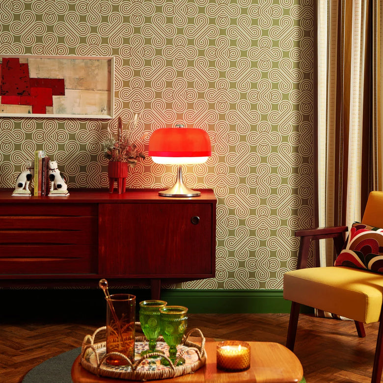 Roomset of 70s geometric wallpaper in vanilla, butterscotch and olive green colourway 