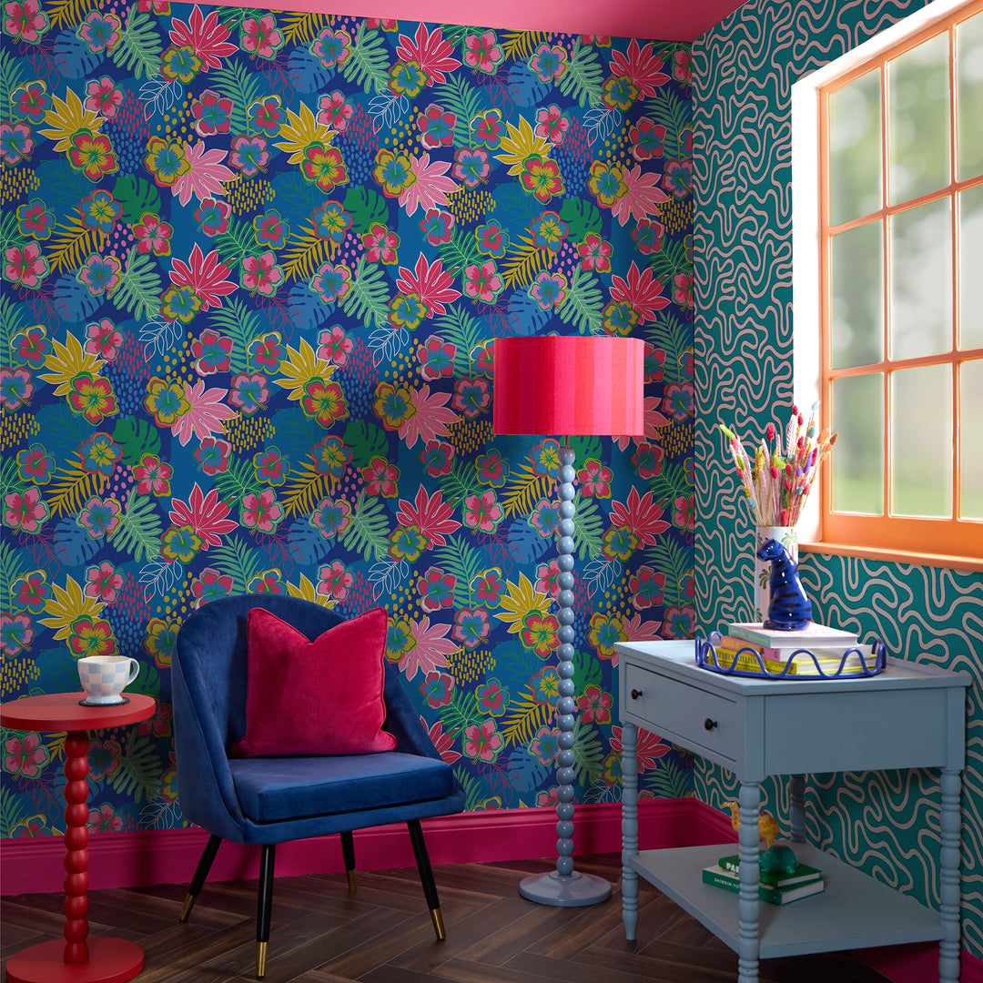 Ickle Squiggle Wallpaper in Turquoise and Blue